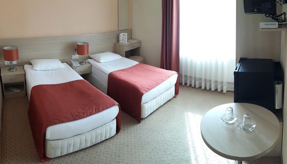 Payidar Hotel Istanbul Exterior photo
